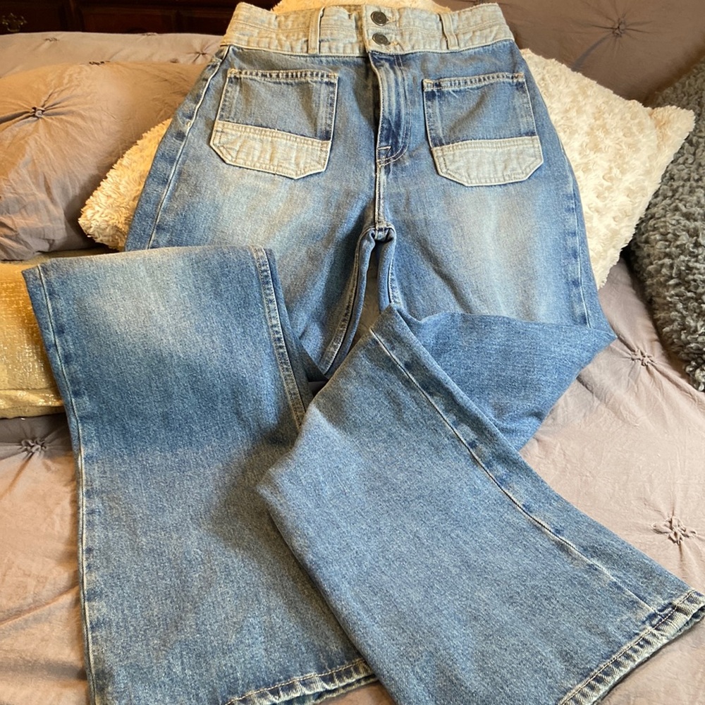 Wide leg jeans
